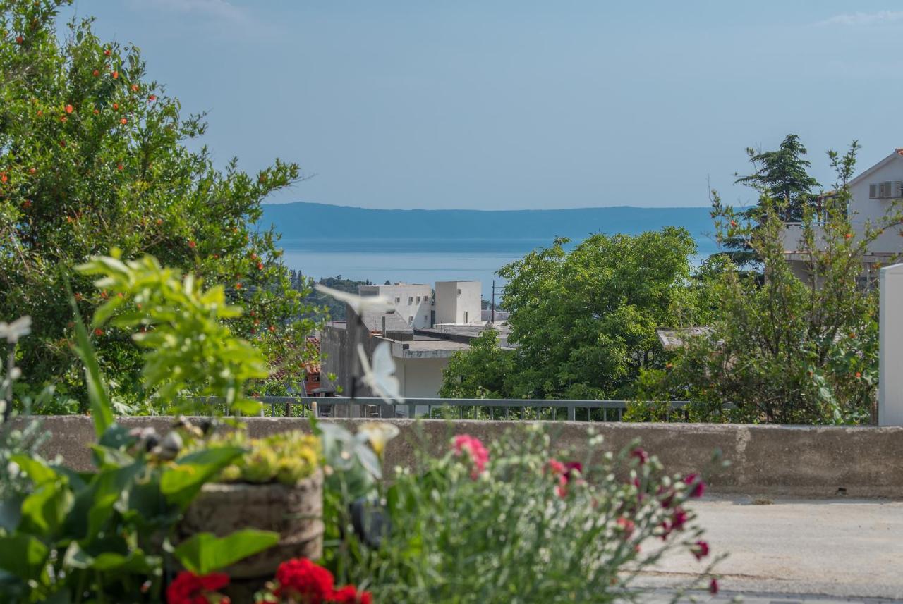 Apartment Strawberry Макарска Экстерьер фото